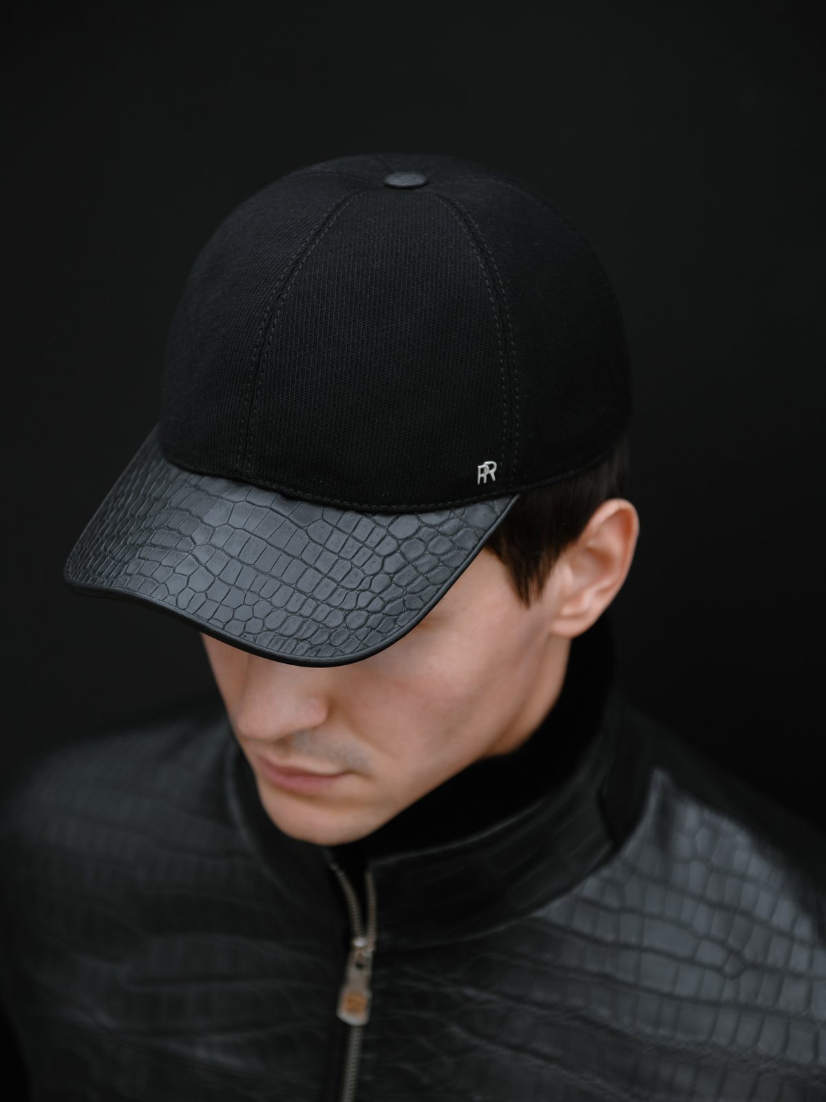 Black cap with crocodile brim
